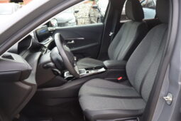 
										PEUGEOT 208 1.2cc PureTech 100cv S&S Allure full									