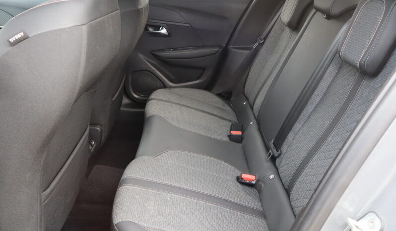 
								PEUGEOT 208 1.2cc PureTech 100cv S&S Allure full									