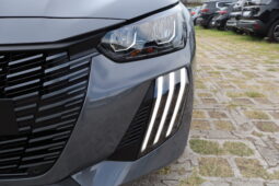 
										PEUGEOT 208 1.2cc PureTech 100cv S&S Allure full									