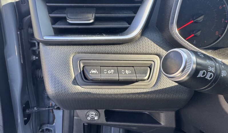 
								RENAULT CLIO 1.0cc 100cv Benz./GPL ZEN full									