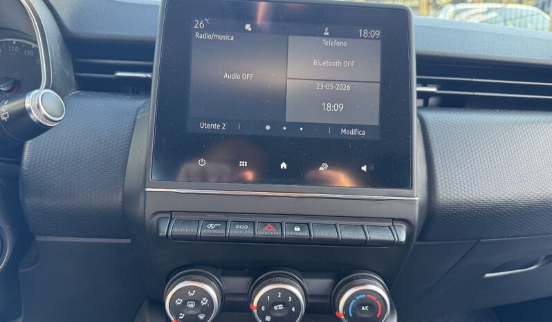 
								RENAULT CLIO 1.0cc 100cv Benz./GPL ZEN full									