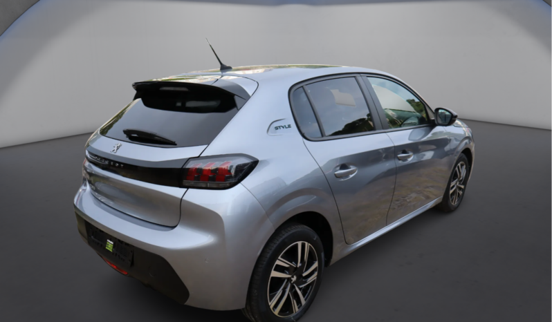 
								Peugeot 208 1.2cc 75cv S&S 5 Porte Style full									