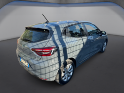 
										RENAULT CLIO 1.0cc 100cv Benz./GPL ZEN full									