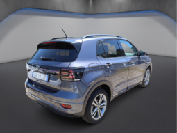 
										VolksWagen T-Cross 1.0cc TSI 110cv DSG Sport R-Line Pack full									