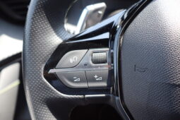 
										PEUGEOT 208 1.2cc Hybrid 136cv E-DCS6 GT full									
