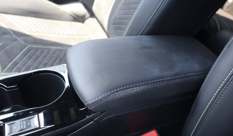 
								PEUGEOT 208 1.2cc Hybrid 136cv E-DCS6 GT full									