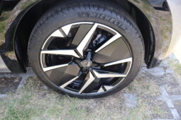 
										PEUGEOT 208 1.2cc Hybrid 136cv E-DCS6 GT full									