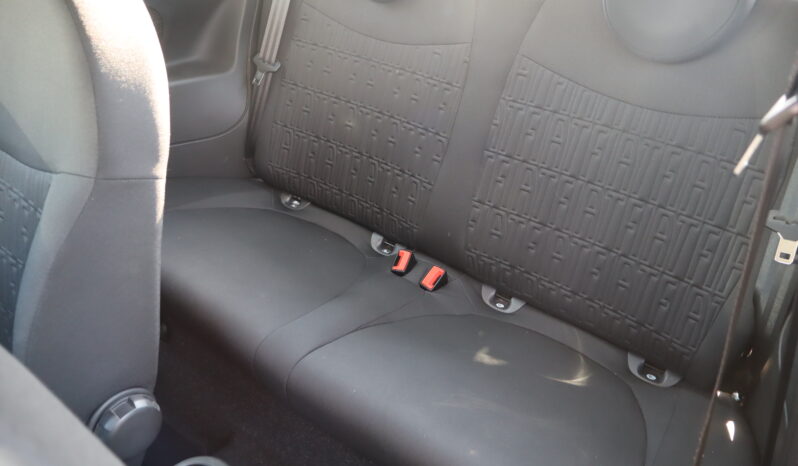 
								FIAT 500 MY23 1.0cc Hybrid 70cv CULT full									