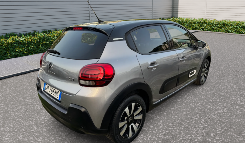 
								CITROEN C3 1.2cc 83cv 5P SHINE full									