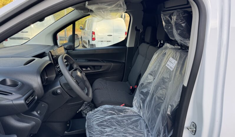 
								FIAT Dobò Series 4 Van XL 1.5cc Diesel 130cv full									