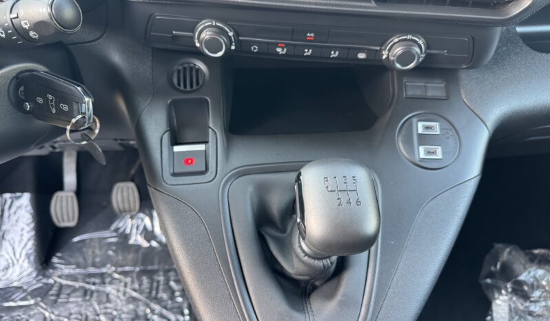 
								FIAT Dobò Series 4 Van XL 1.5cc Diesel 130cv full									