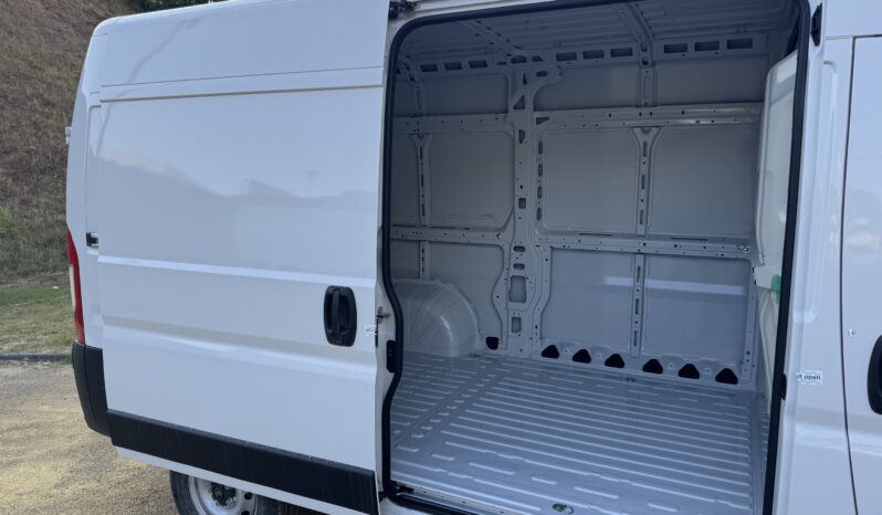 
								Citroen JUMPER 33 L2H2 2.2cc DIESEL 140cv Furgone Lastrato full									