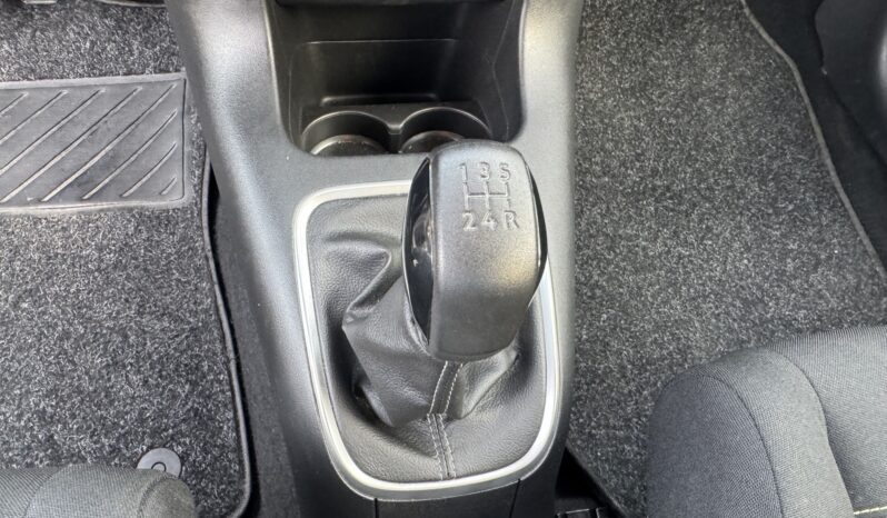 
								CITROEN C3 1.2cc 83cv 5P SHINE full									