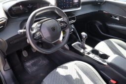 
										PEUGEOT 208 1.2cc PureTech 100cv S&S Allure full									