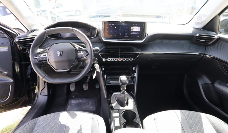 
								PEUGEOT 208 1.2cc PureTech 100cv S&S Allure full									