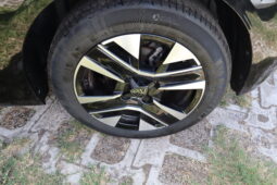 
										PEUGEOT 208 1.2cc PureTech 100cv S&S Allure full									