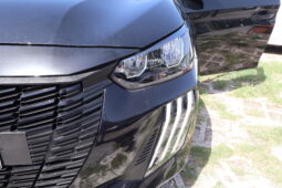 
										PEUGEOT 208 1.2cc PureTech 100cv S&S Allure full									
