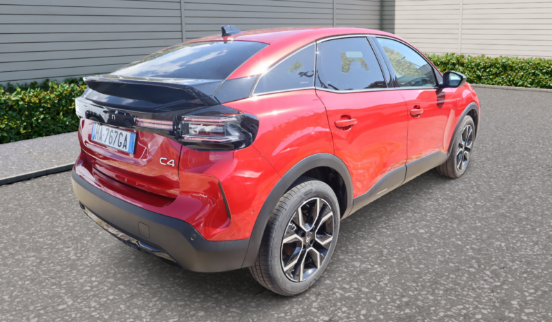 
								CITROEN C4 1.2cc Hybrid 145cv e-dcs6 Max full									