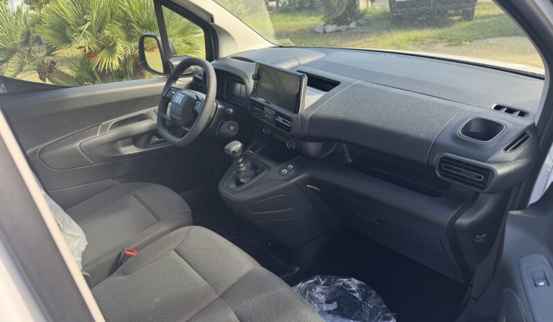 
								FIAT Dobò Series 4 Van M 1.5cc Diesel 100cv full									