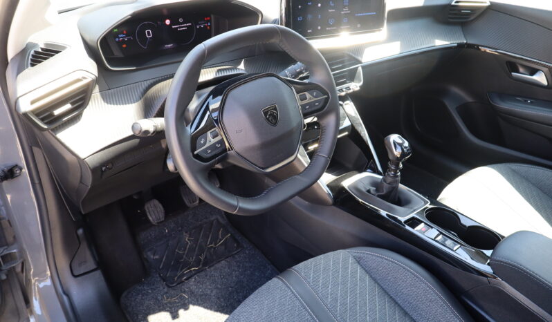 
								PEUGEOT 208 1.2cc PureTech 100cv S&S Allure full									