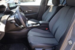 
										PEUGEOT 208 1.2cc PureTech 100cv S&S Allure full									