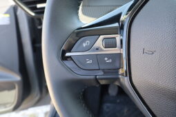 
										PEUGEOT 208 1.2cc PureTech 100cv S&S Allure full									