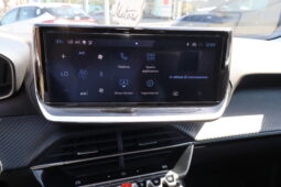 
										PEUGEOT 208 1.2cc PureTech 100cv S&S Allure full									