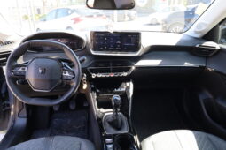 
										PEUGEOT 208 1.2cc PureTech 100cv S&S Allure full									