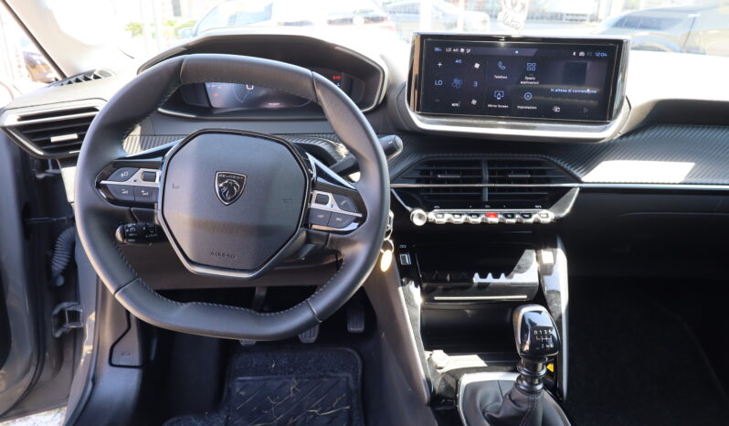 
								PEUGEOT 208 1.2cc PureTech 100cv S&S Allure full									