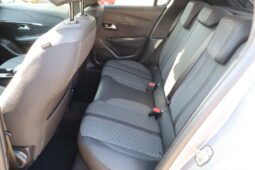 
										PEUGEOT 208 1.2cc PureTech 100cv S&S Allure full									