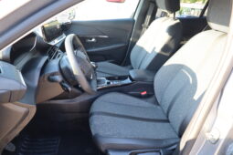 
										PEUGEOT 208 1.2cc PureTech 100cv S&S Allure full									
