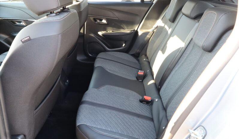 
								PEUGEOT 208 1.2cc PureTech 100cv S&S Allure full									