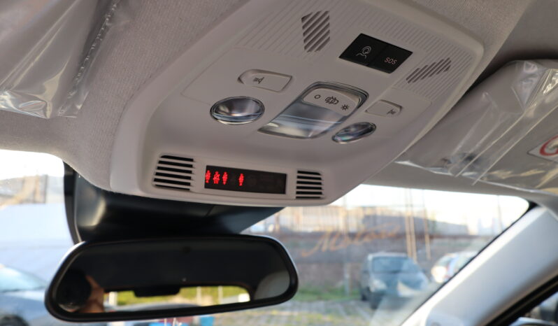 
								CITROEN C3 1.2cc TURBO 100cv MAX full									