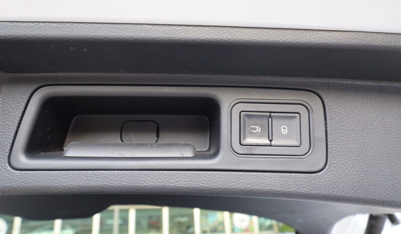 
								BYD Seal U DM-i 1.5cc PHEV 98cv Boost 2wd full									