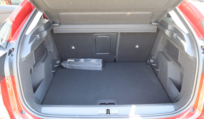 
								CITROEN C4 1.2cc Hybrid 145cv e-dcs6 Max full									