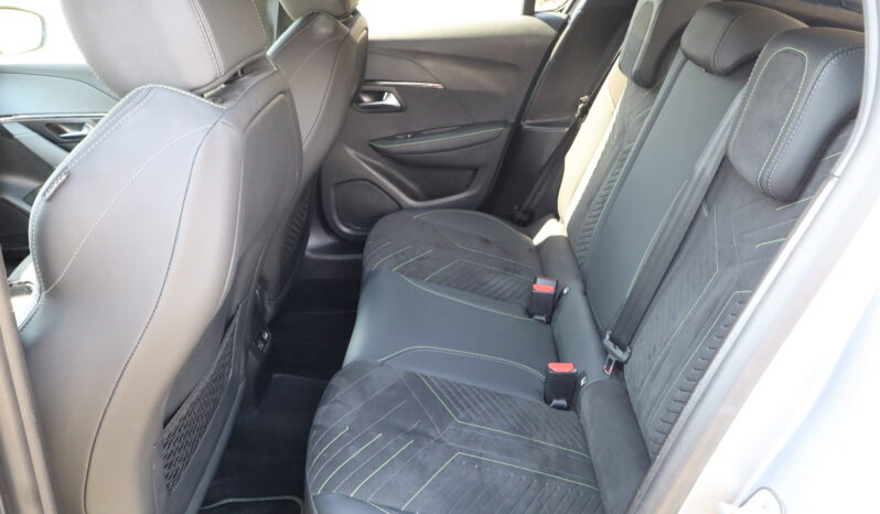 
								PEUGEOT 208 1.2cc Hybrid 136cv E-DCS6 GT full									