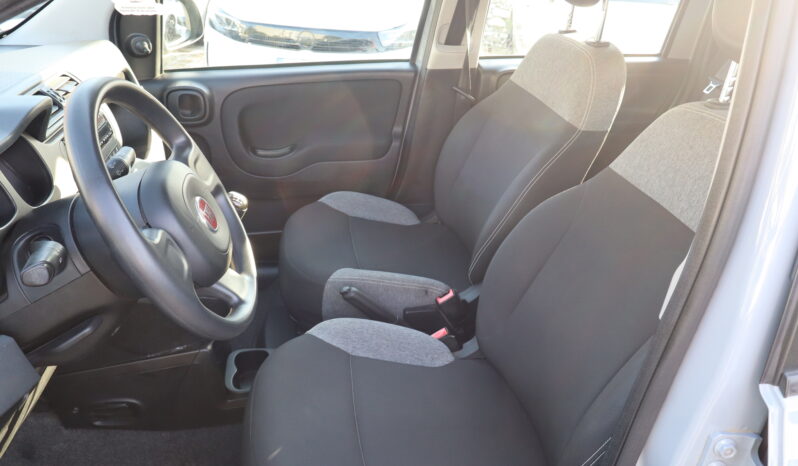 
								FIAT Panda 1.0cc Firefly 70cv s&s Hybrid 5 Posti full									