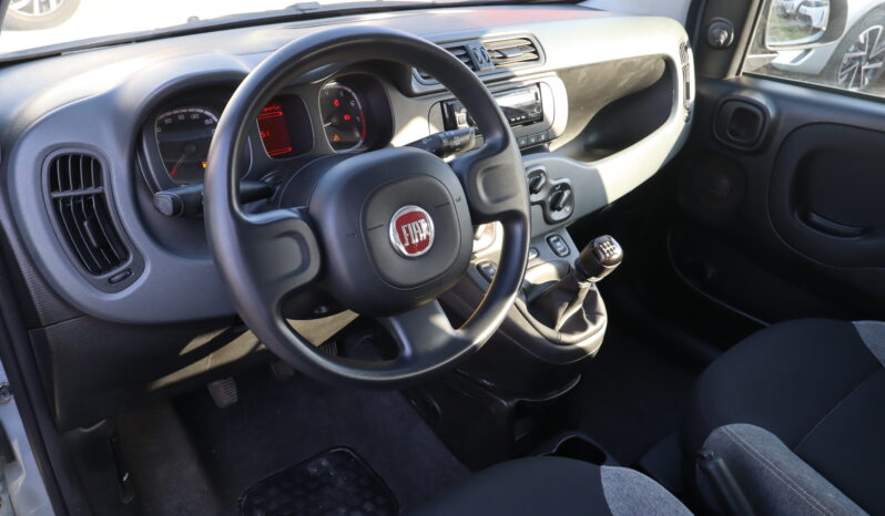 
								FIAT Panda 1.0cc Firefly 70cv s&s Hybrid 5 Posti full									