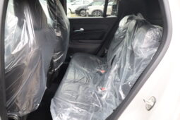
										JEEP Avenger 1.2cc MHEV 110cv E-Hybrid DCT Summit full									
