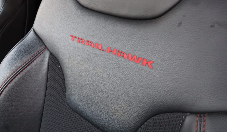 
								Jeep Compass 1.3cc Turbo T4 240cv PHEV 4XE AT6 Trailhawk full									