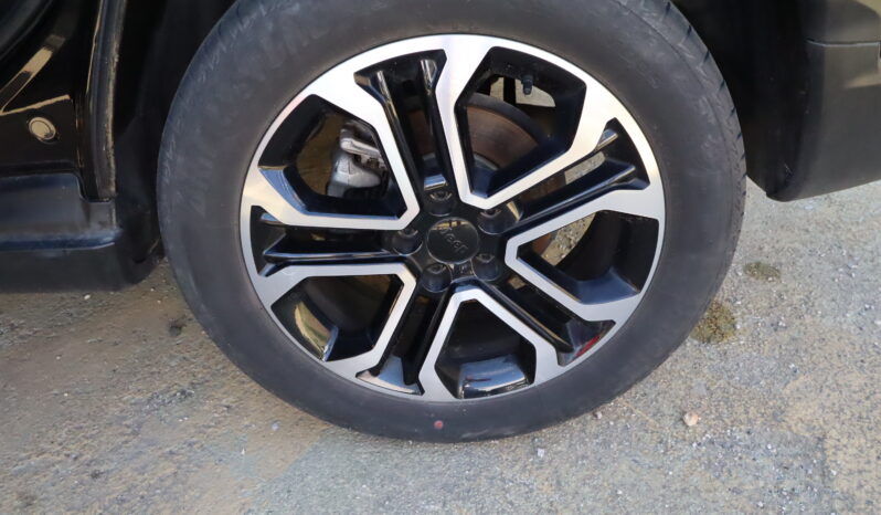 
								JEEP Compass 1.6cc Diesel 130cv Mt Fwd Limited full									