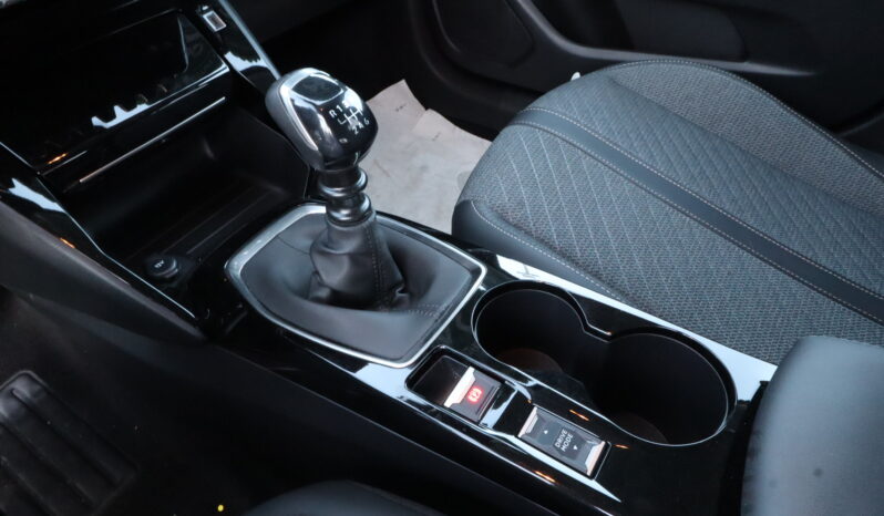 
								PEUGEOT 208 1.2cc PureTech 100cv S&S Allure full									