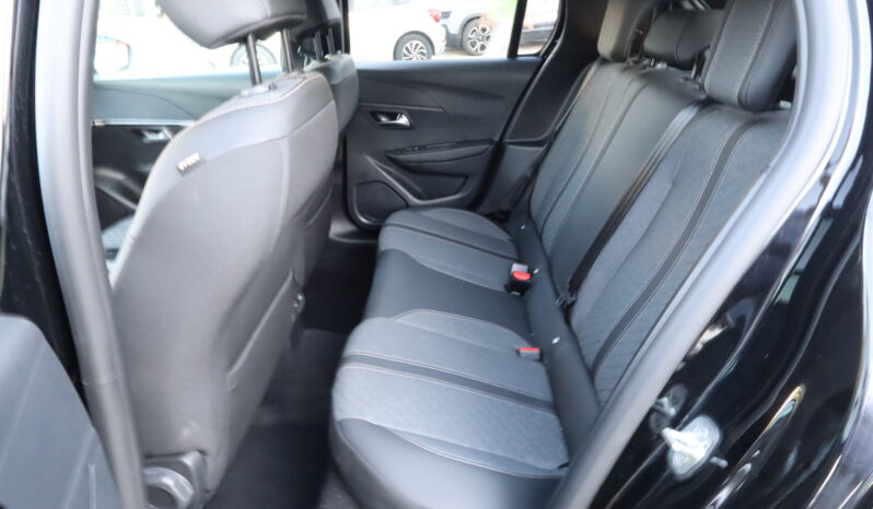 
								PEUGEOT 208 1.2cc PureTech 100cv S&S Allure full									