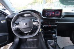 
										PEUGEOT 208 1.2cc PureTech 100cv S&S Allure full									