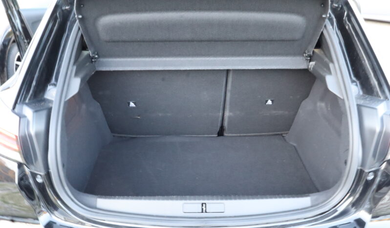 
								PEUGEOT 208 1.2cc PureTech 100cv S&S Allure full									