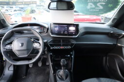 
										PEUGEOT 2008 1.2cc PureTech 100cv S&S ALLURE full									