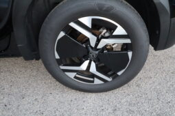 
										PEUGEOT 2008 1.2cc PureTech 100cv S&S ALLURE full									