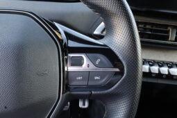 
										PEUGEOT 3008 1.2cc PURETECH 130cv S&S GT full									