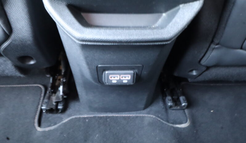 
								PEUGEOT 3008 1.2cc PURETECH 130cv S&S GT full									