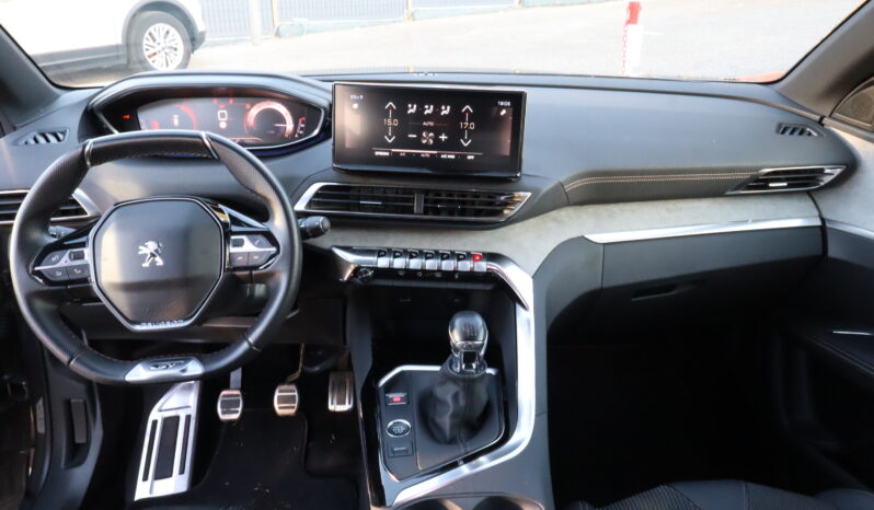 
								PEUGEOT 3008 1.2cc PURETECH 130cv S&S GT full									
